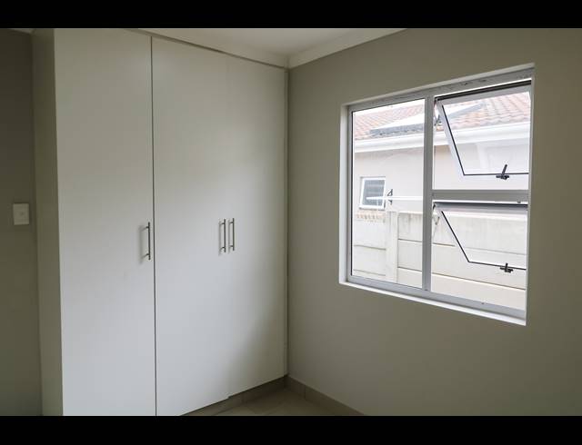 3 BEDROOM TOWNHOUSE FOR SALE IN CAMBRIDGE